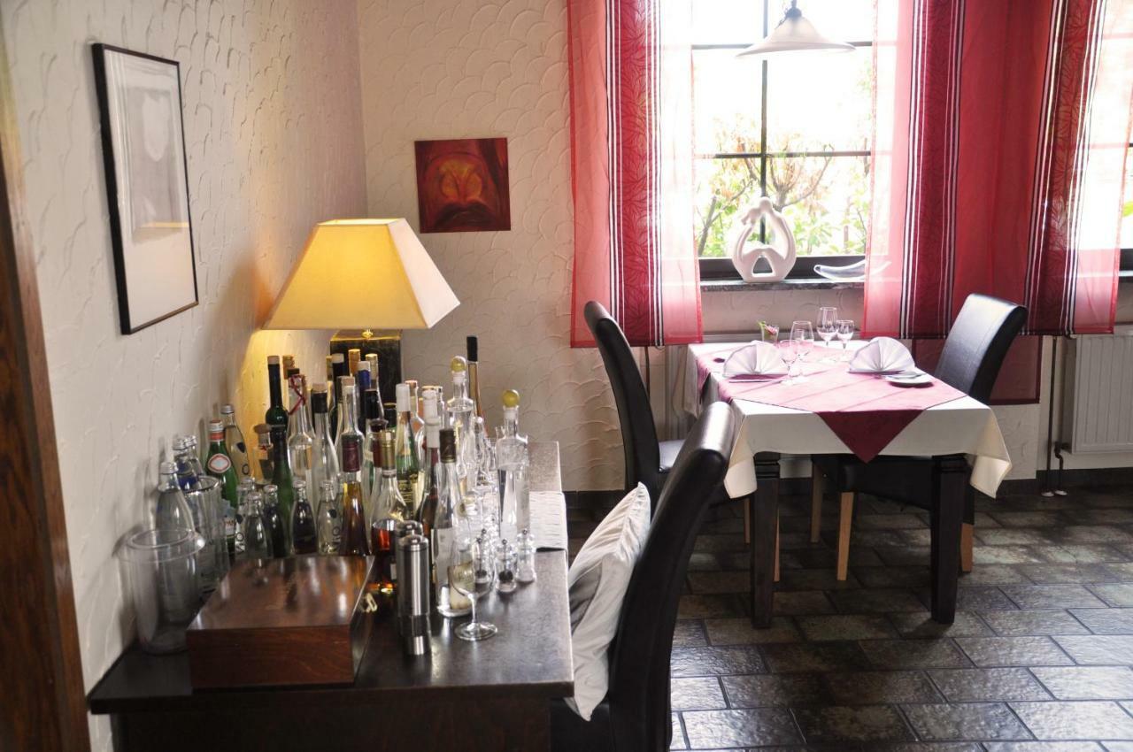 Effelder Buergerstube Hotel Wassenberg Luaran gambar